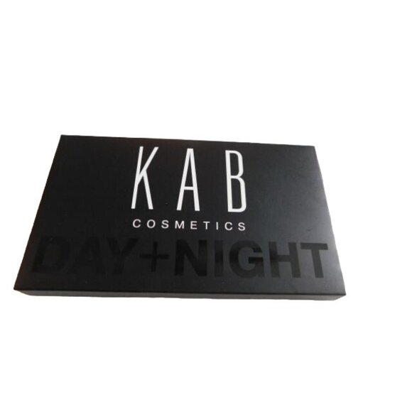 KAB Cosmetics Day & Night 18  Eye Shadow  Pallette NEW - Picture 1 of 2